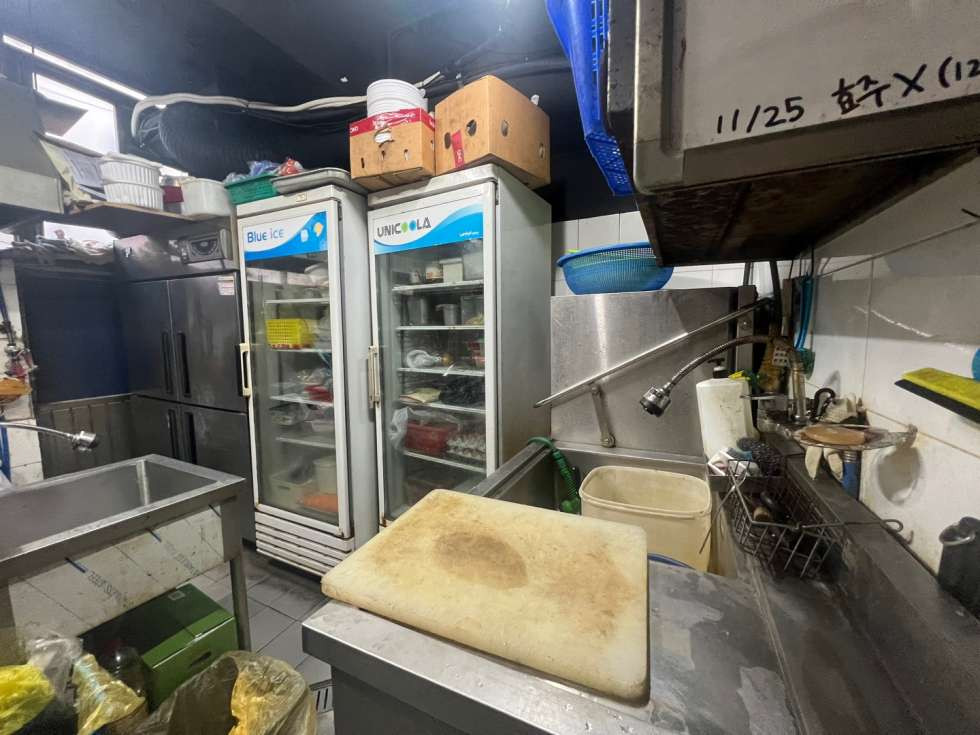 서울 성동구 성수동1가 13-106 제1층 일부 뚝섬역 북단 상원길 먹자골목 전용15 퓨전일식바 추천 월세 매물번호 10244 사진 4